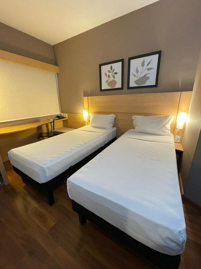 Hotel Oeste Plaza Andradina Екстер'єр фото