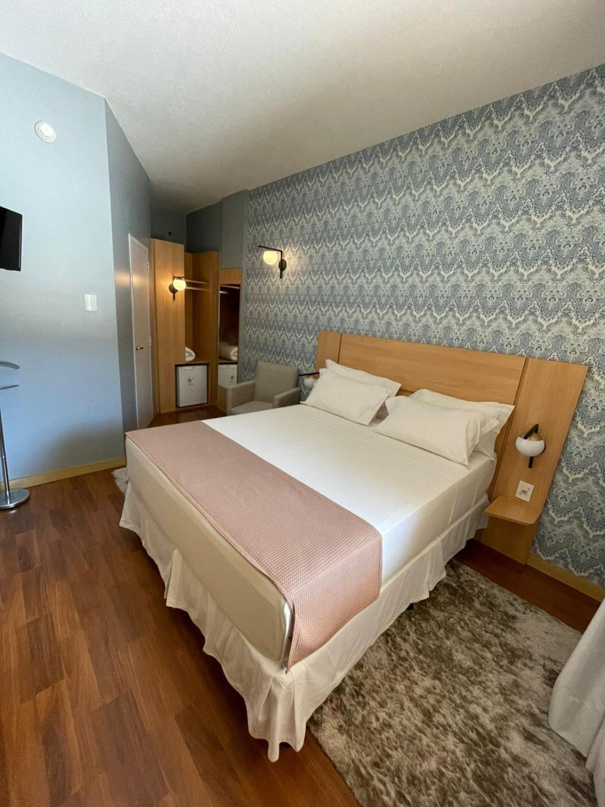 Hotel Oeste Plaza Andradina Екстер'єр фото